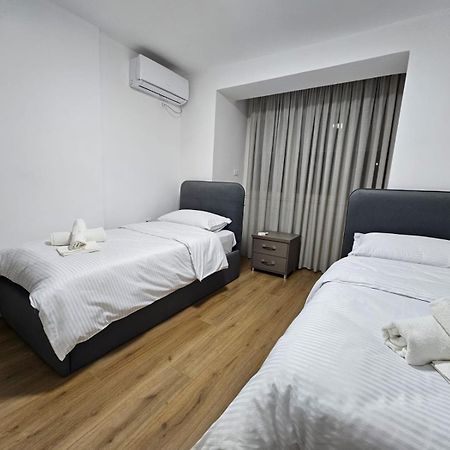 Elois Luxury Apartment Tirana Extérieur photo