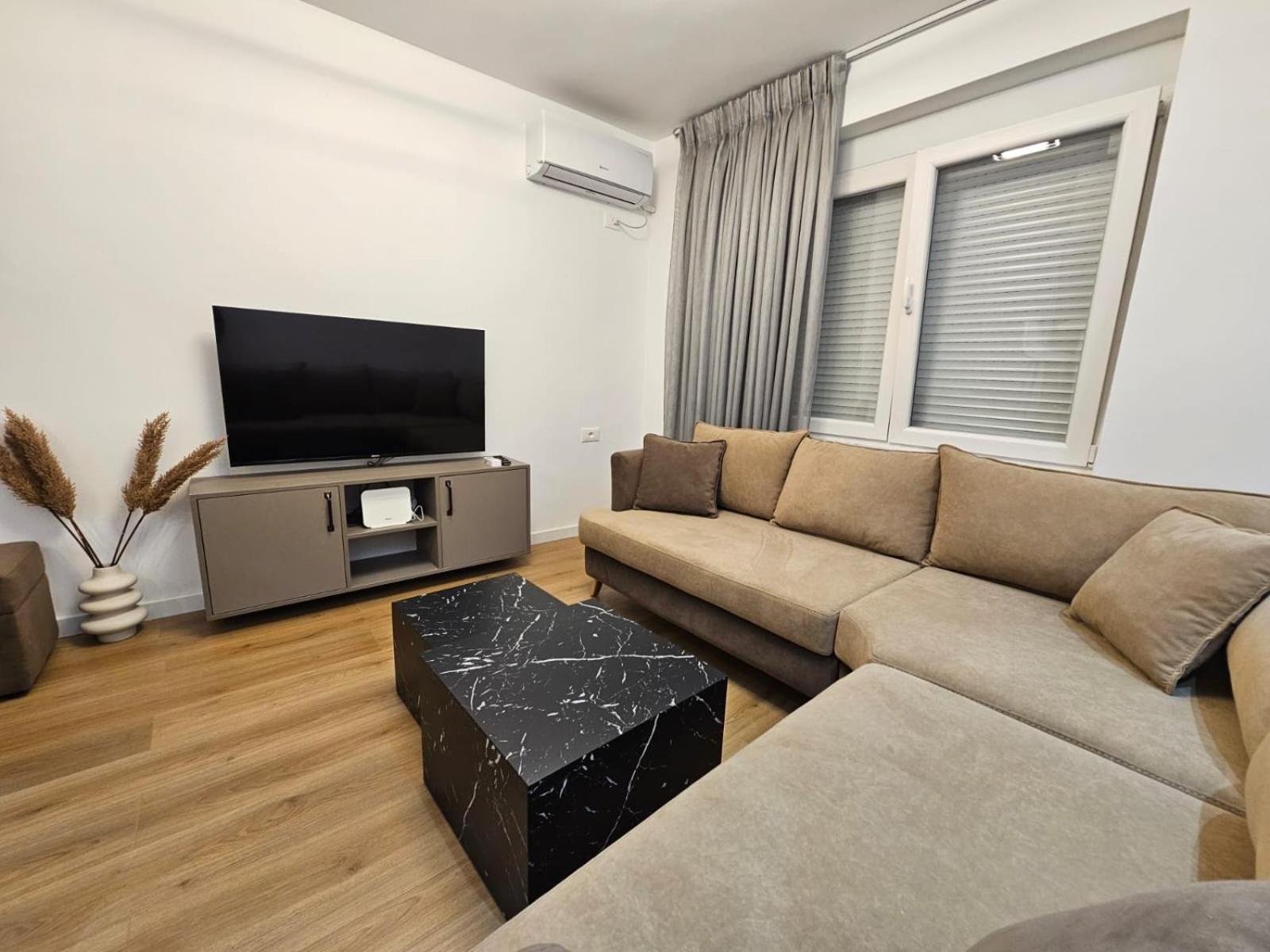 Elois Luxury Apartment Tirana Extérieur photo